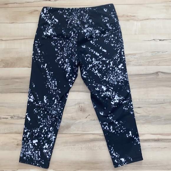 Pro Player S Capri Workout Leggings - Picture 4 of 6